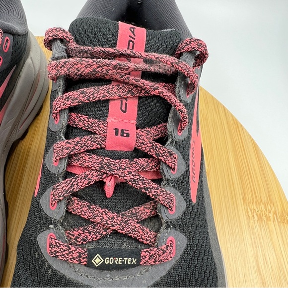 Brooks Cascadia 16 GTX Women’s size 8 - Picture 5 of 15
